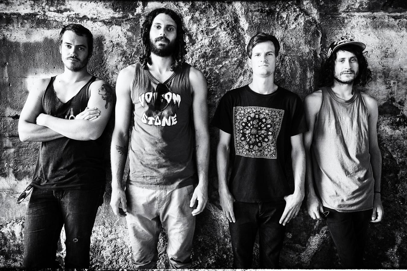 LIVE ALL THEM WITCHES 03/10/2016 Silent Radio